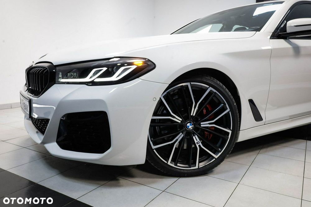 BMW Seria 5 530i mHEV M Sport sport - 9
