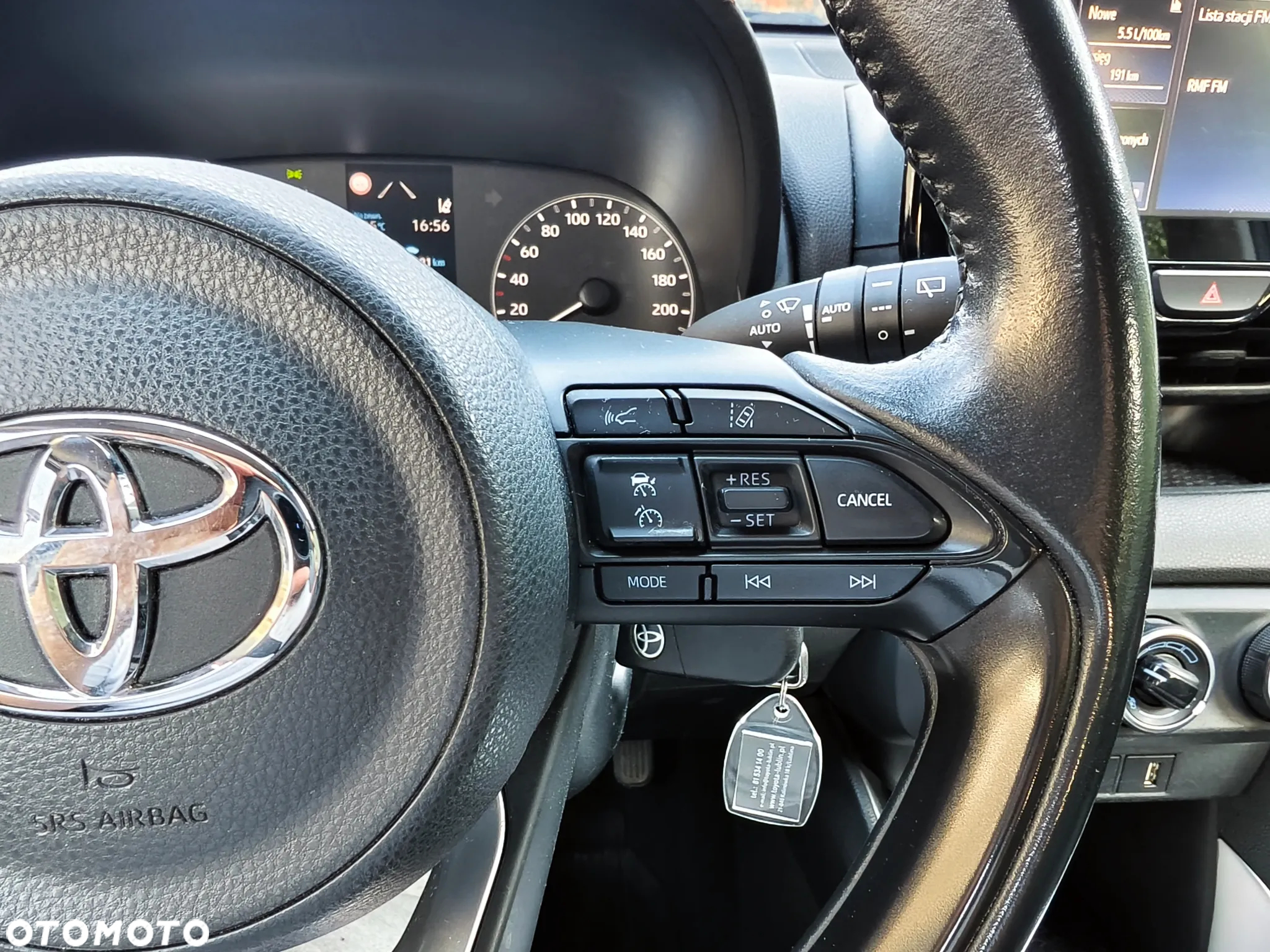 Toyota Yaris 1.5 Comfort - 16