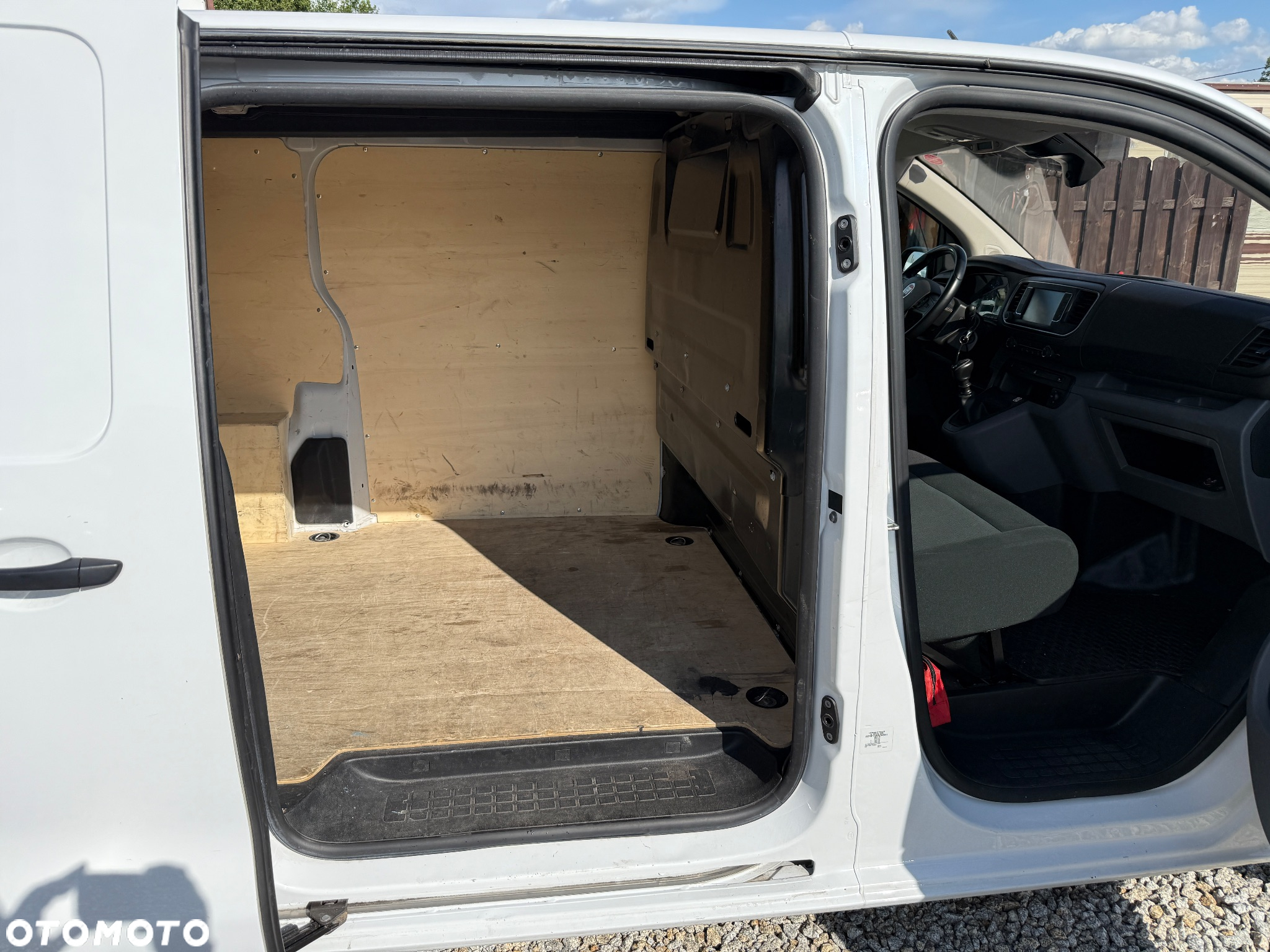 Fiat SCUDO L2 ŚREDNI/ 122KM/Manual/Klima/Navi/Kamera/Skórzana kierownica/bogata wersja/Niemcy - 13