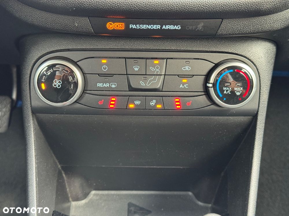 Ford Fiesta 1.1 S&S COOL&CONNECT - 19