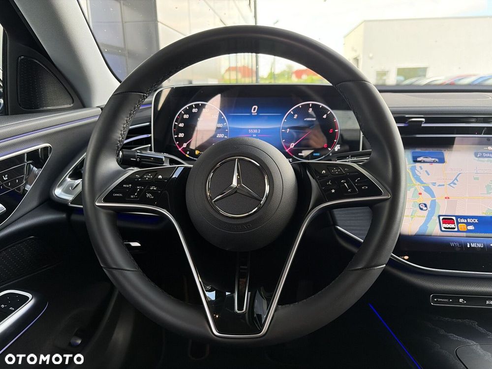 Mercedes-Benz Klasa E - 11