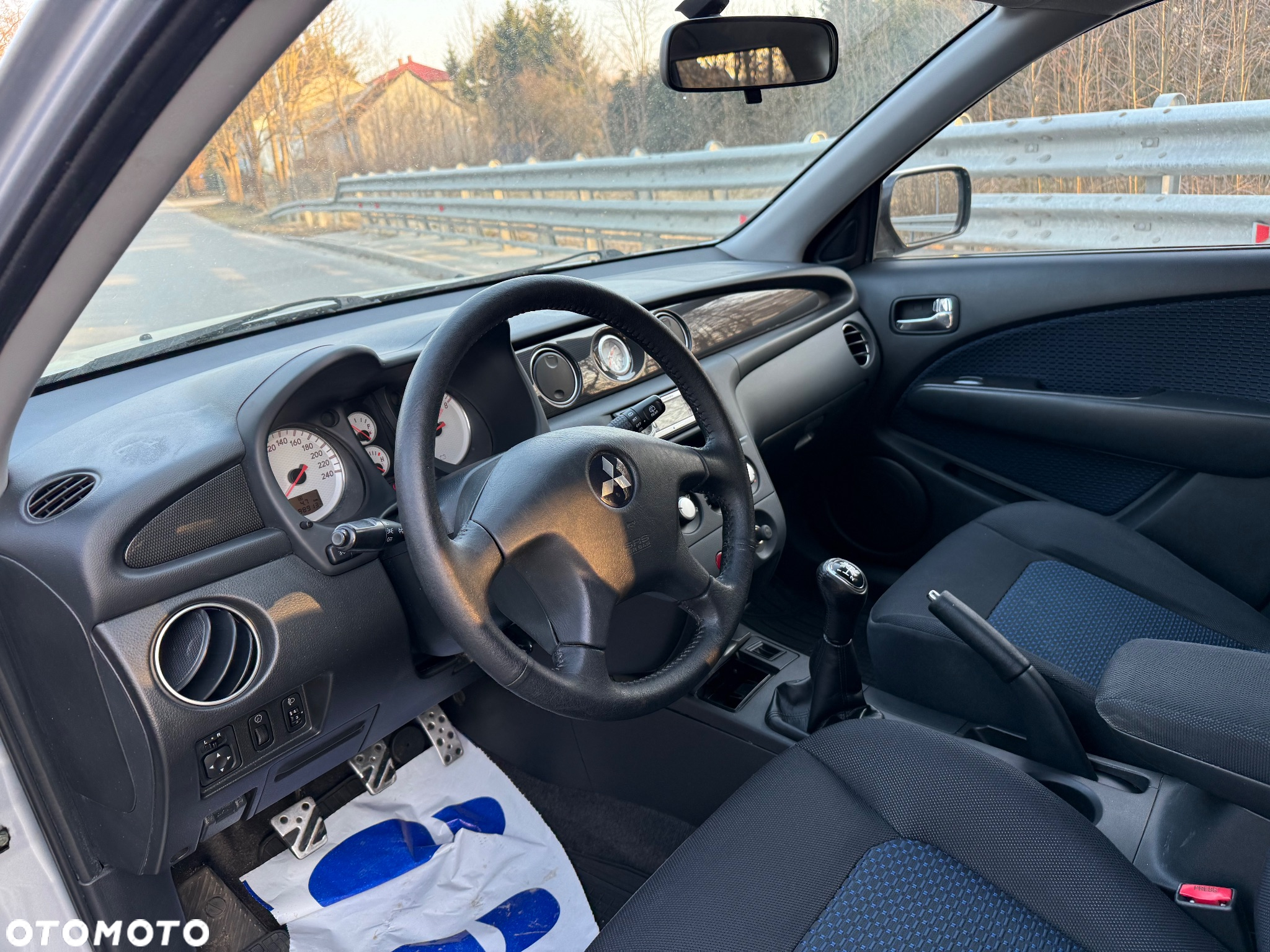 Mitsubishi Outlander 2.4 4WD Invite - 10