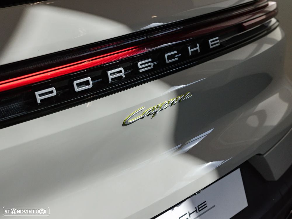 Porsche Cayenne E-Hybrid - 21