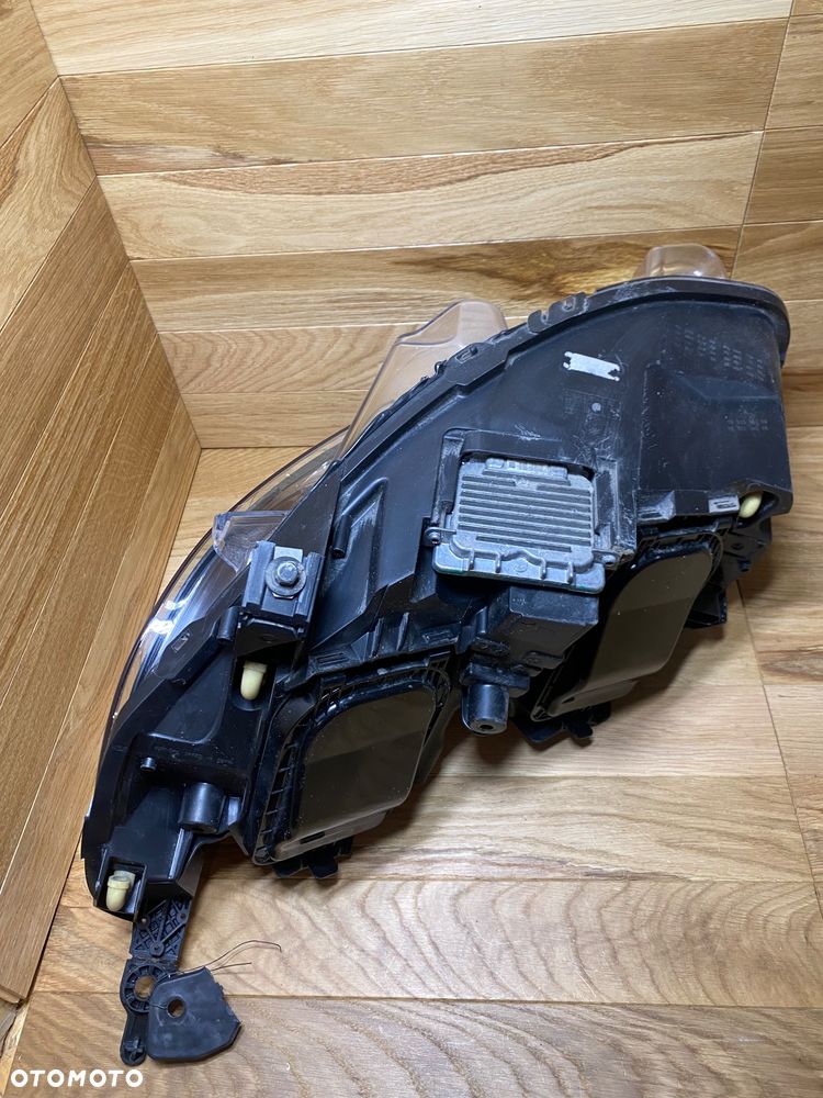 Peugeot EXPERT TRAVELER XENON Lampa Przednia Prawa - 11