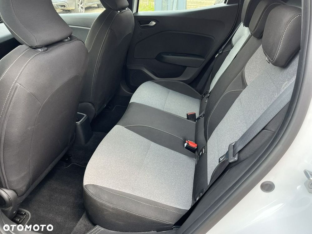 Renault Clio - 27
