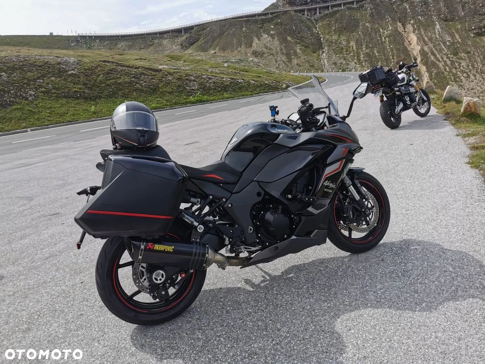 Kawasaki Ninja 1000 SX - 5