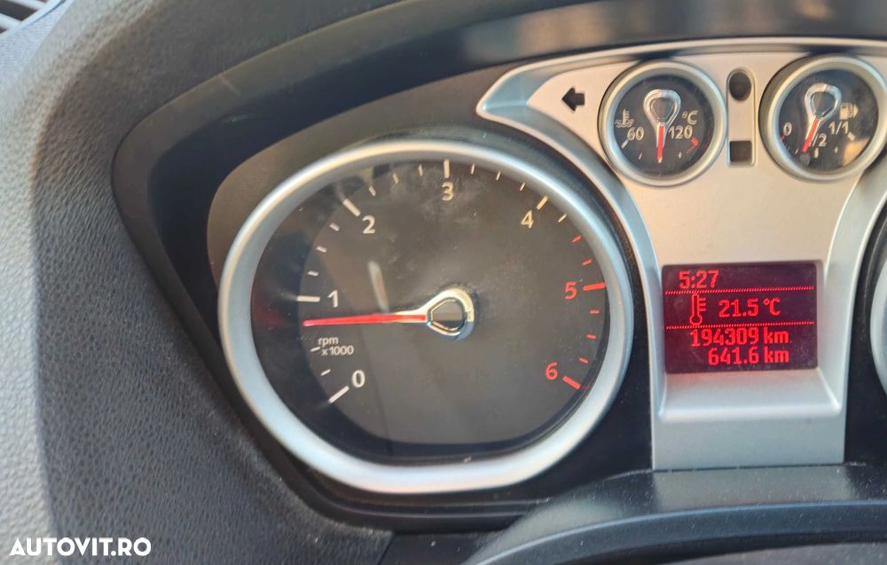 Ford Kuga 2.0 TDCi 4WD Trend - 5