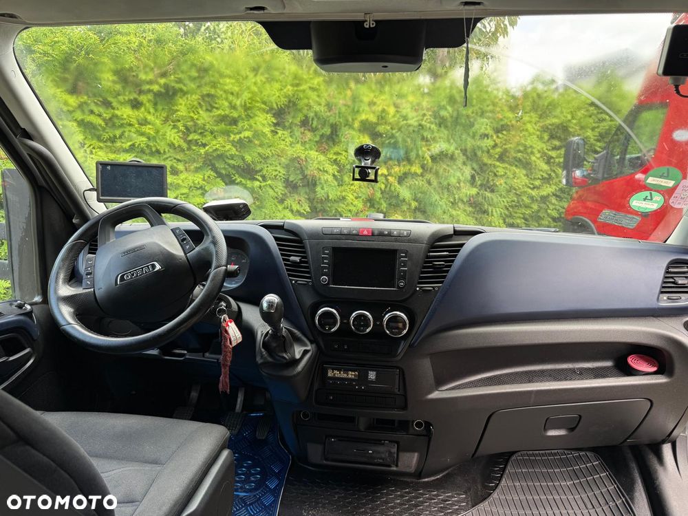 Iveco Daily 70C - 11