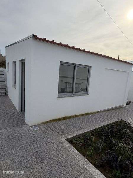 Casa T1  -  Nova