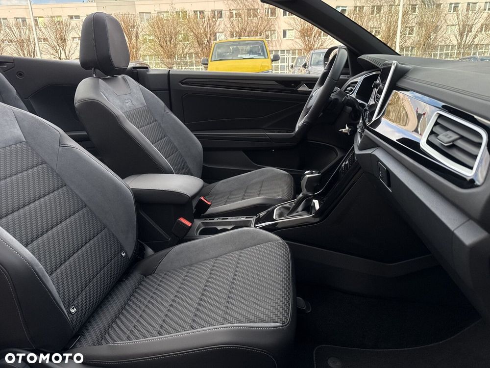 Volkswagen T-Roc - 14