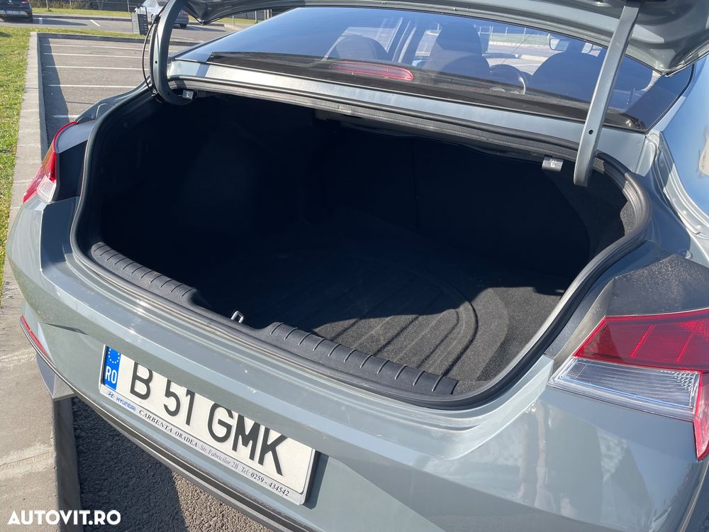 Hyundai Elantra 1.6 l 123 CP 6MT Comfort - 4