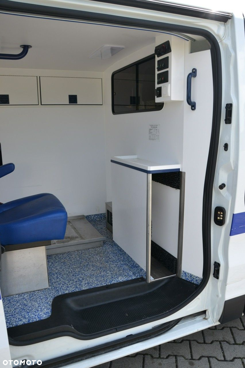 Renault Trafic - 18