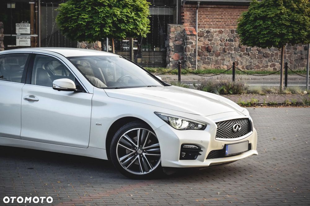 Infiniti Q50 2.0t Premium Executive EU6 - 18
