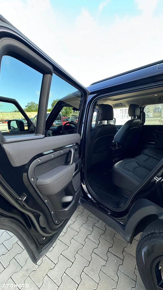 Land Rover Defender 3.0 D200 mHEV S - 4