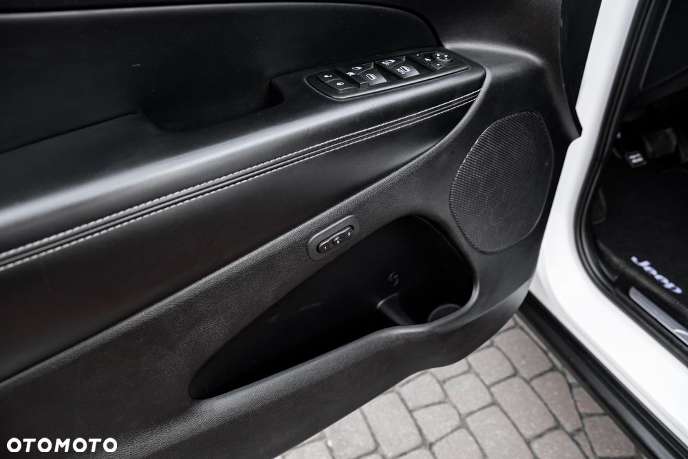 Jeep Grand Cherokee 3.0 CRD Limited - 19