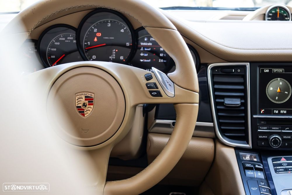 Porsche Panamera Platinum Edition - 22
