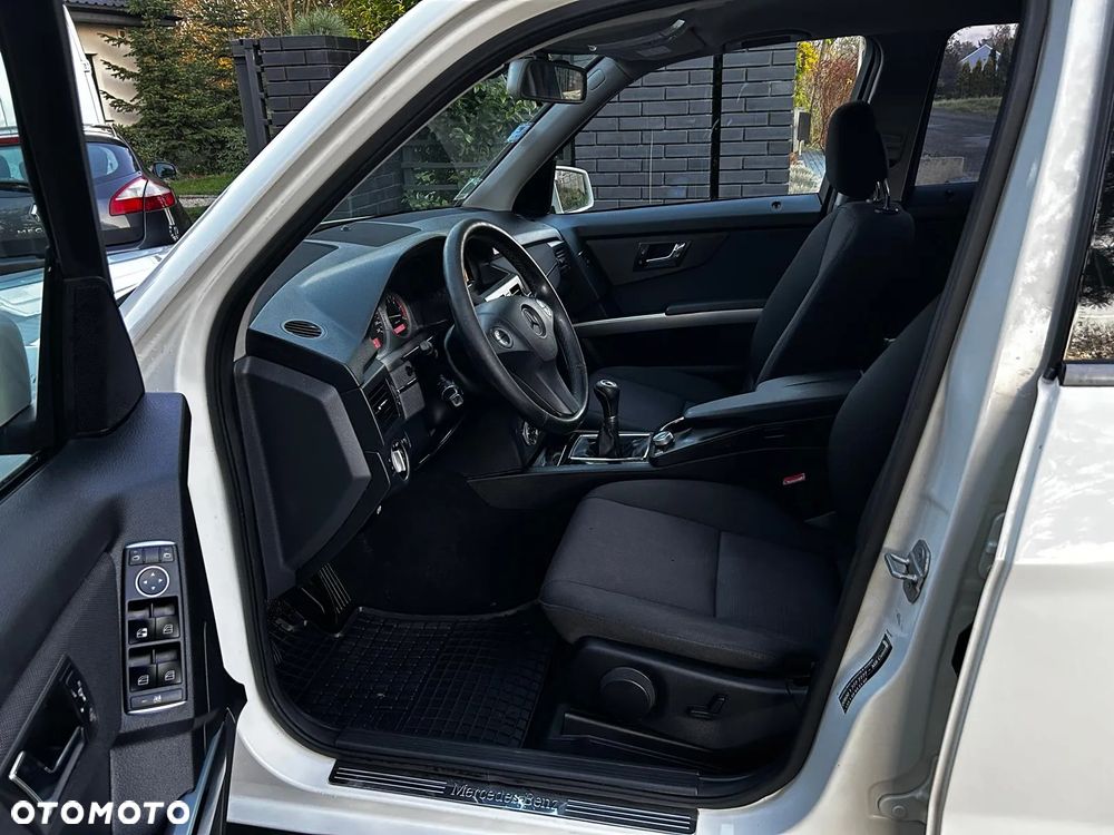 Mercedes-Benz GLK - 13