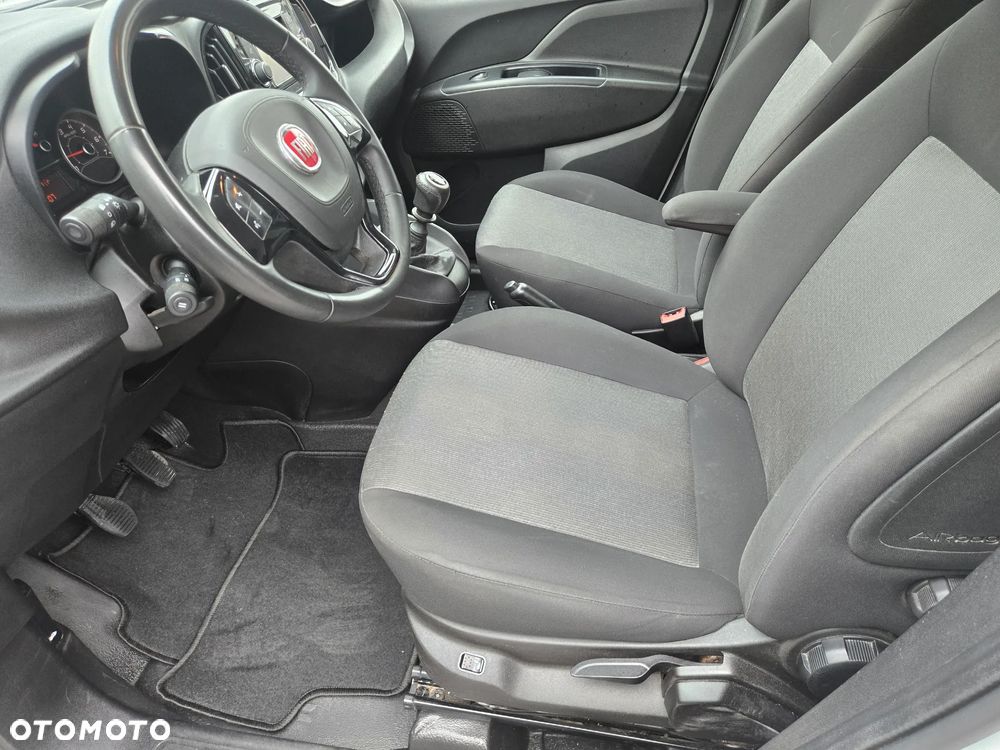 Fiat DOBLO - 8