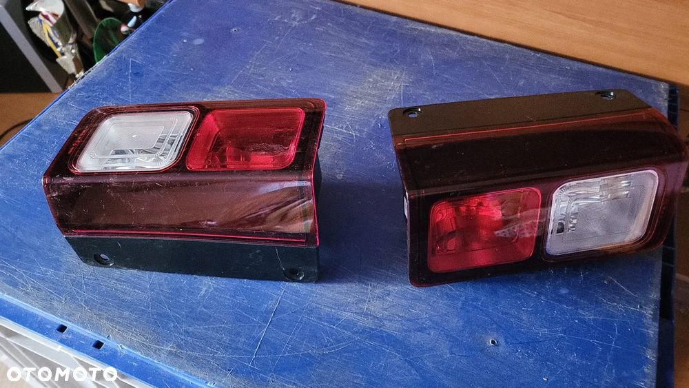 EU Lampa Lewy Prawy Tył Dolna Trafic III Vivaro ORG