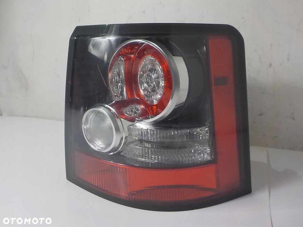 RANGE ROVER SPORT I L320 LIFT LAMPA PRAWA TYŁ TYLNA - 2