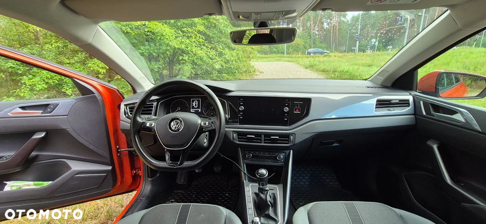 Volkswagen Polo - 9