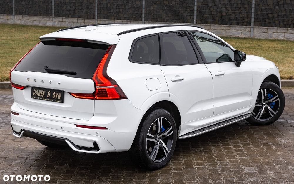 Volvo XC 60 B4 D Ultimate Dark - 14