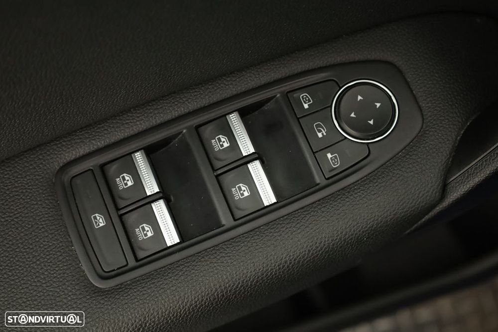 Renault Captur 1.0 TCe Techno Bi-Fuel - 22