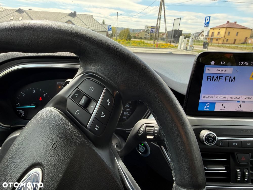 Ford Focus 1.5 EcoBlue Start-Stopp-System TITANIUM DESIGN - 35