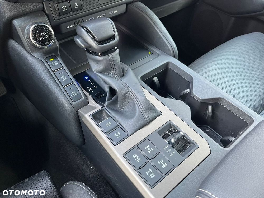 Toyota Land Cruiser LC 2.8 D-4D Executive - 24