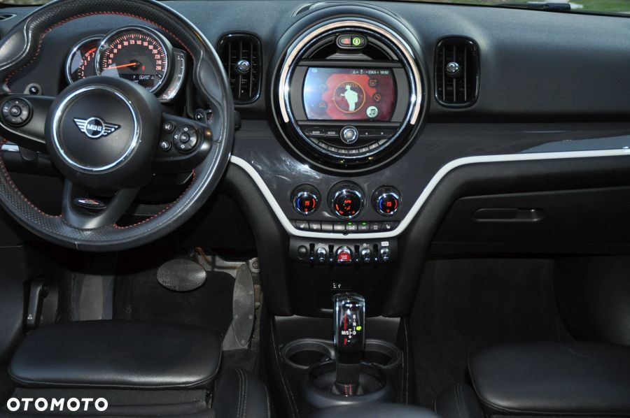 MINI Countryman Cooper S ALL4 - 17