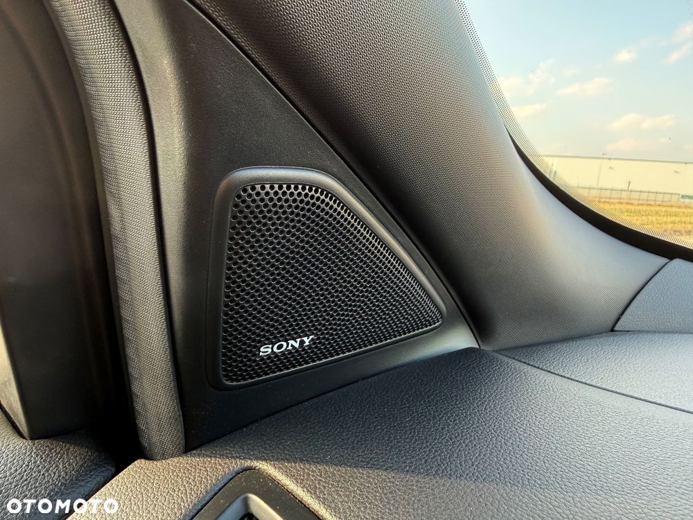 Ford Kuga 1.5 EcoBoost 2x4 ST-Line - 17