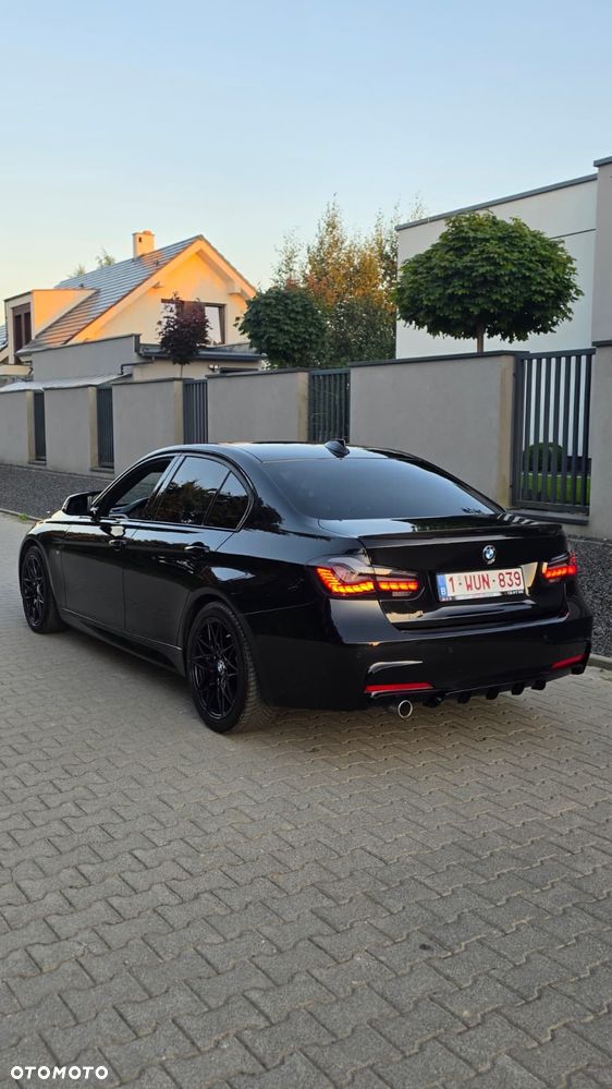 BMW Seria 3 318d M Sport Shadow - 16