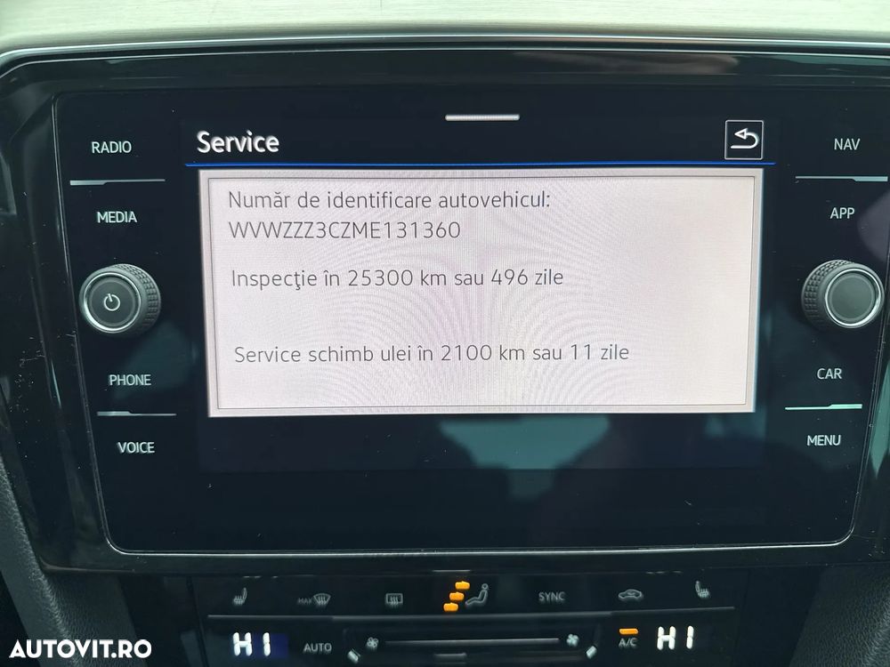 Volkswagen Passat 2.0 TDI DSG Highline - 26