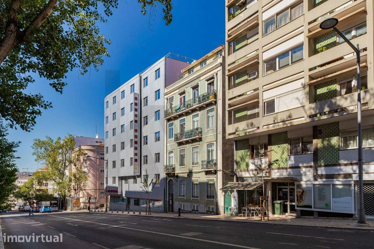Apartamento T6 com Logradouro no Coração de Lisboa – Rua Conde Redondo - Grande imagem: 2/18