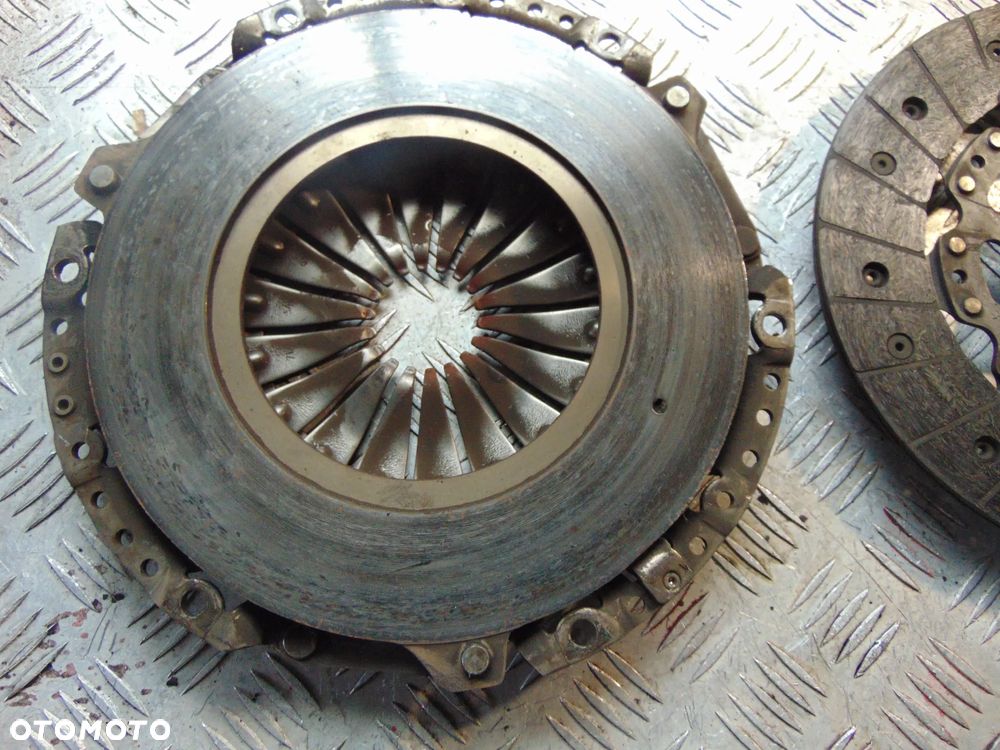 Docisk + tarcza sprzęgła ford focus 2 1,8 tdci - 5