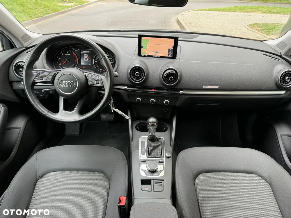 Audi A3 Limousine 1.6 TDI S tronic sport - 4