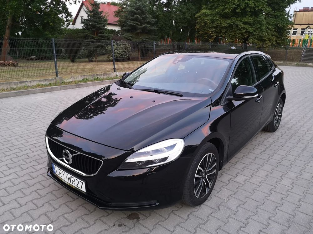 Volvo V40 D2 Momentum - 23