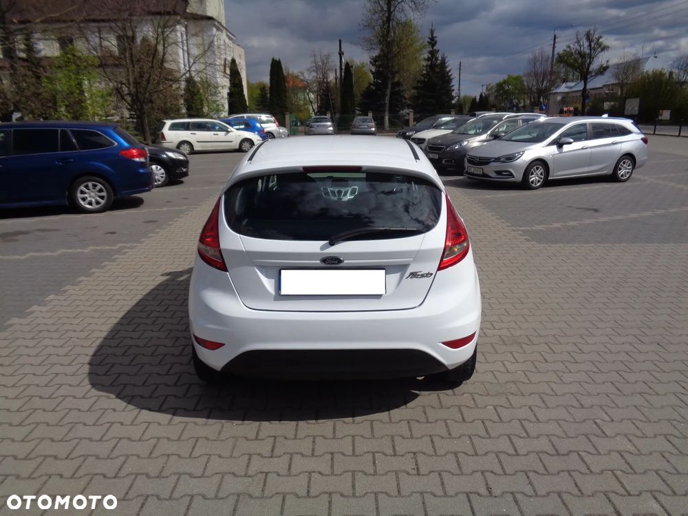 Ford Fiesta 1.25 Champions Edition - 10