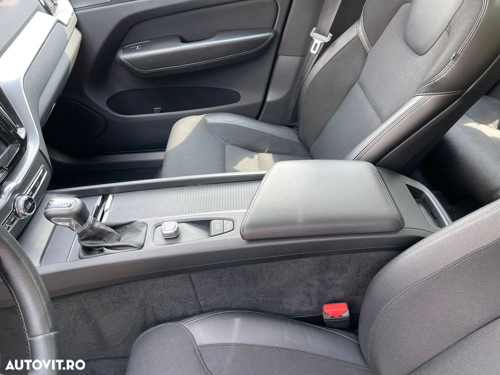 Volvo XC 60 D4 AWD Momentum - 10