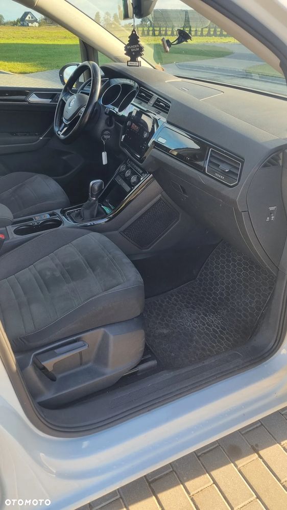 Volkswagen Touran 2.0 TDI BMT Highline DSG - 14