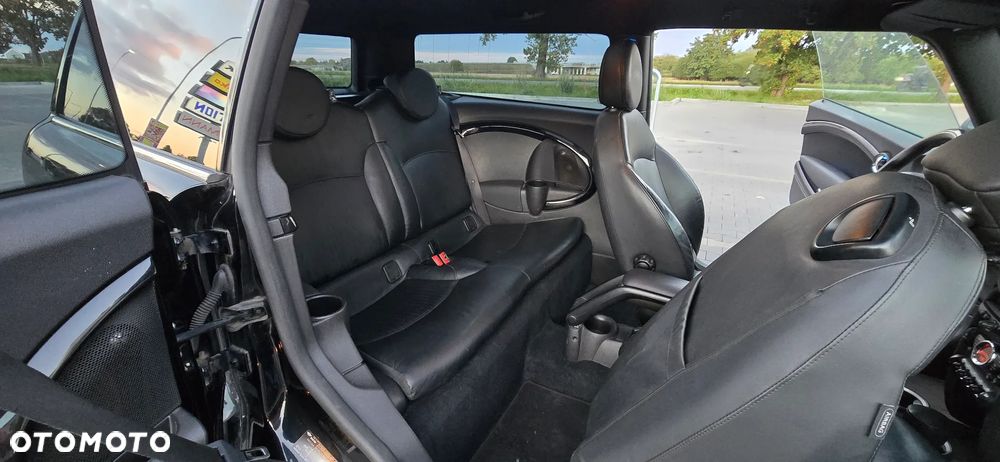 MINI Clubman Cooper D - 14