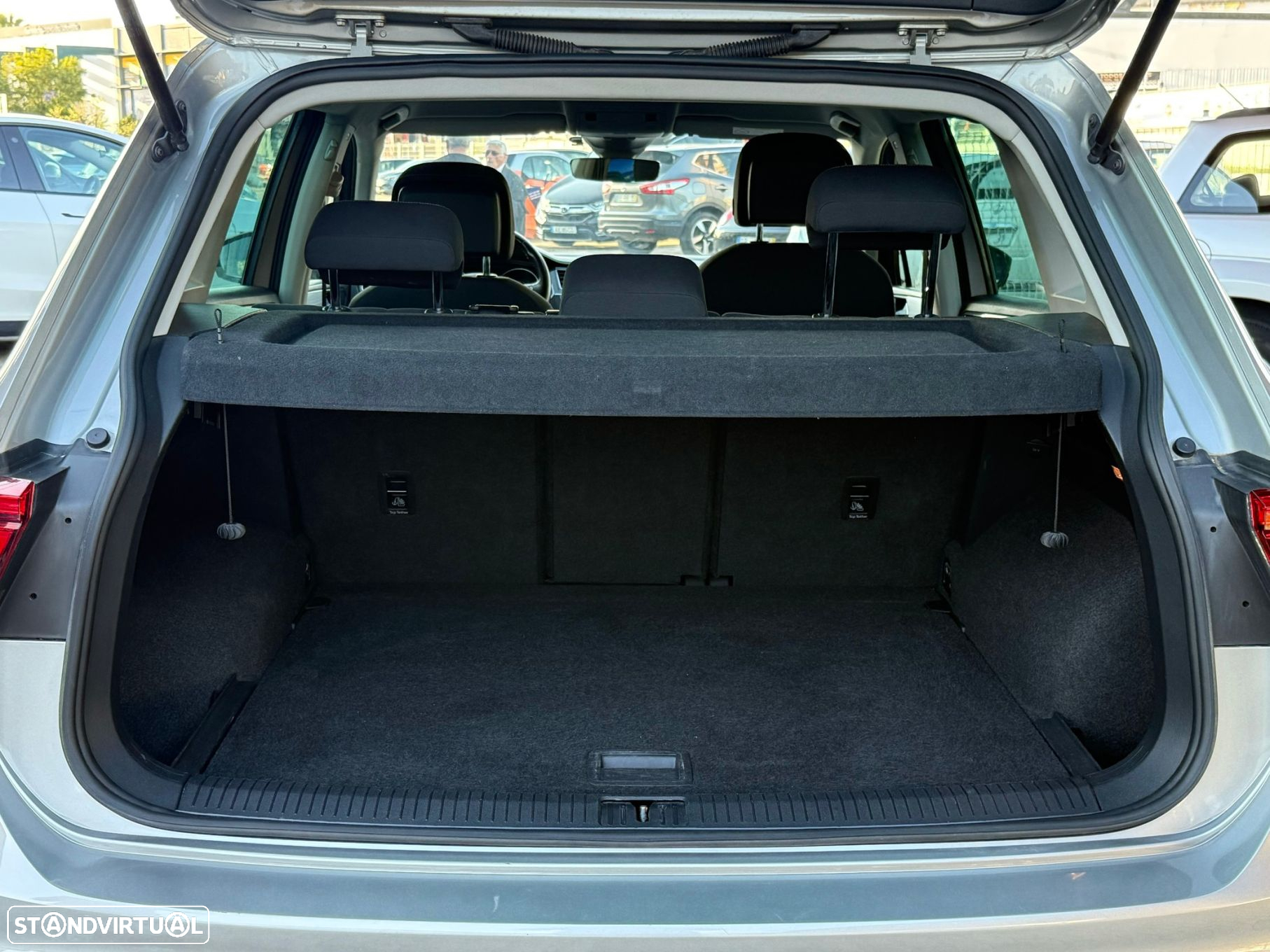 VW Tiguan 1.6 TDI Confortline - 5