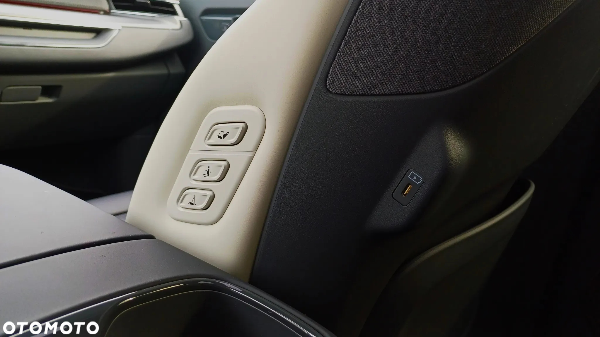 Kia EV9 99.8kWh GT-Line AWD - 22