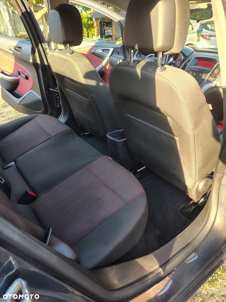 Opel Astra 1.7 CDTI - 9