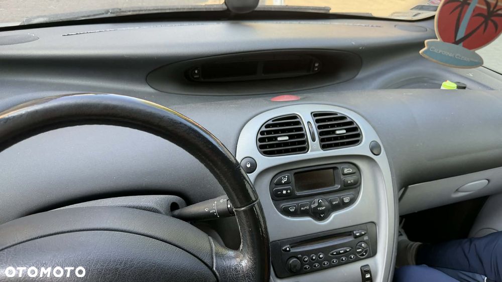 Citroën Xsara Picasso 1.6 HDI Confort - 5