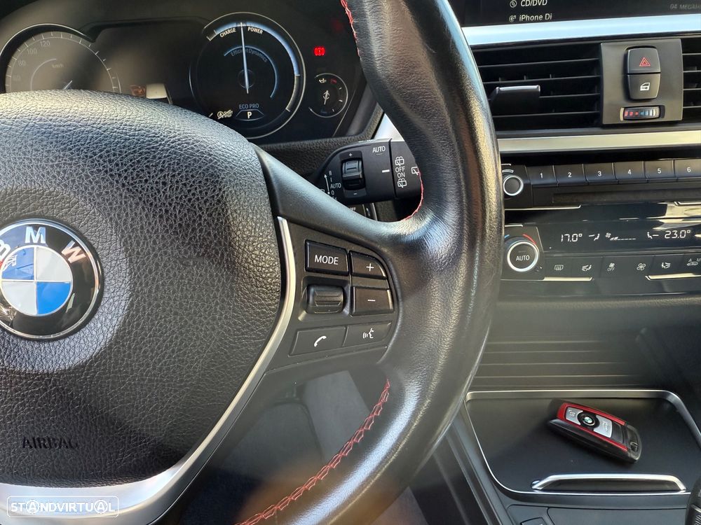 BMW 320 d Touring Sport-Aut. Efficient Dynamics Edition Sport Line - 26