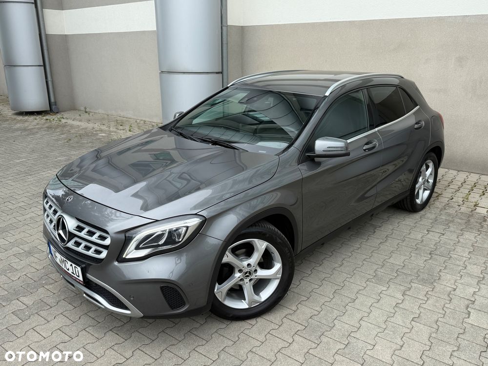 Mercedes-Benz GLA 180 7G-DCT Peak Edition - 6
