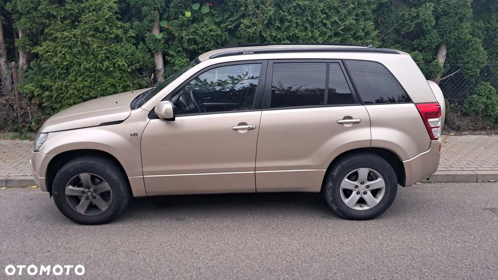 Suzuki Grand Vitara 2006 photo 2