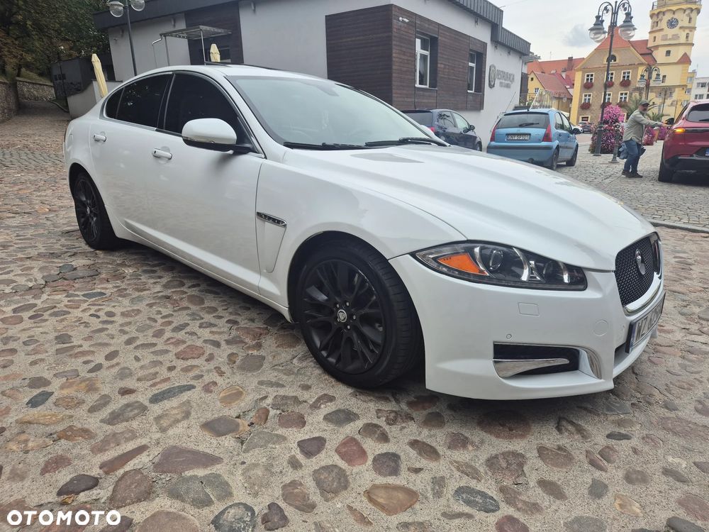 Jaguar Xf 2013 photo 3