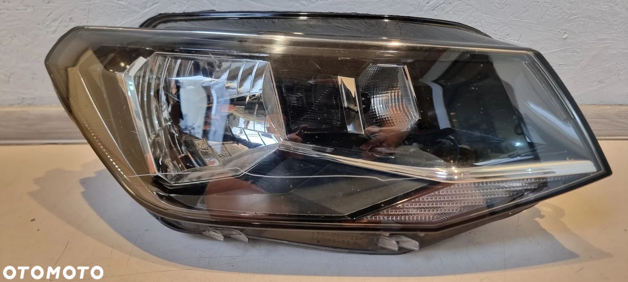 Lampa prawa VW CADDY 2K1 15- - 1